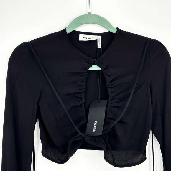 NWT Weekday Cassie Wrap Blouse Bell Sleeve Crop Top Black Size XS - Picture 6 of 8